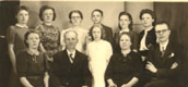 De Familie De Saeger met de communie van Tanteke